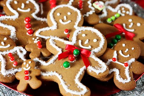 Gingerbread Men: The Surprising History of a Holiday Classic | Time