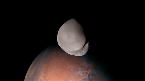 See Mars’ mysterious moon Deimos from just 68 miles away