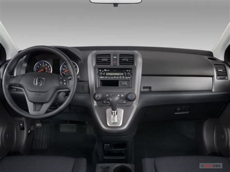 2008 Honda CR-V Pictures: Dashboard | U.S. News & World Report