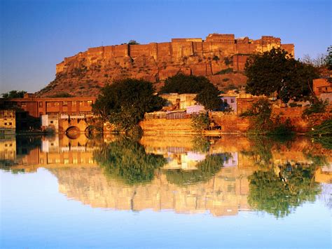 Places to visit in Rajasthan, Tourist Destinations in Rajasthan, Historical Places in Rajasthan