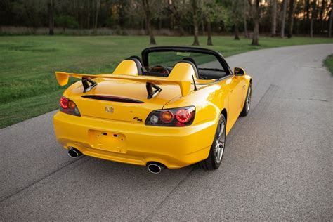 Rio Yellow Pearl 2008 Honda S2000 CR Is Auctioned With 1,300 Miles From ...