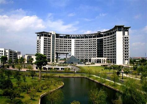 Zhejiang Gongshang University (Hangzhou, China)