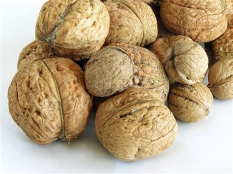 Are Walnuts Good Fiber? | Live Well - Jillian Michaels