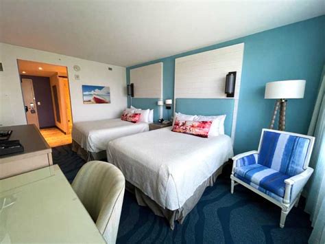 Universal Orlando Loews Sapphire Falls Resort - Universal Orlando Guide