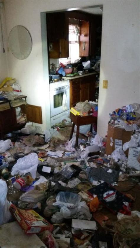 Before And After Images Of A Hoarder's Former House That Will Blow You ...