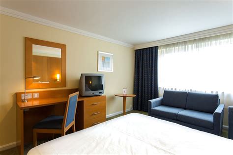 Britannia Leeds Bradford Airport Hotel Leeds - 2022 hotel deals - Klook ...