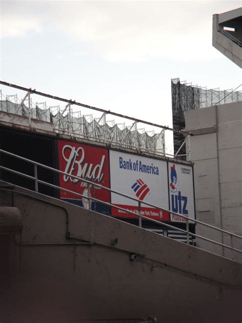 StadiumPage.com - Yankee Stadium Demolition - October 9, 2009