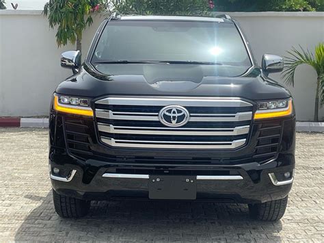 Specs and price of 2022 Toyota Land Cruiser VXR Twin-turbo in Nigeria ⋆ ...