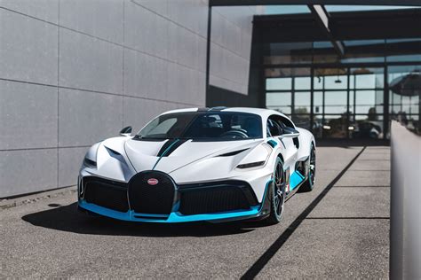 Bugatti Divo Has Spectacular Crash, Only as a Rendering - autoevolution