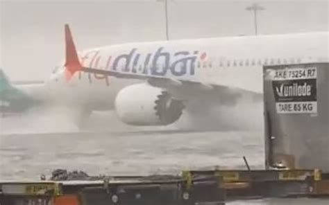 Dubai Airport hit by flash flooding - Air Cargo Week