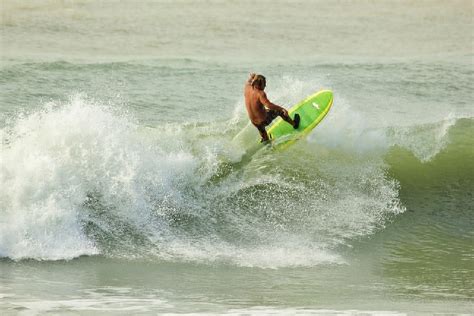 Vung Tau (Back Beach) Surf Photo by Yarick | 12:47 pm 22 Dec 2014