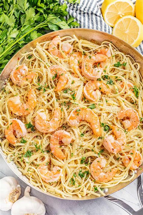 15 Minute Shrimp Scampi Pasta - The Stay At Home Chef