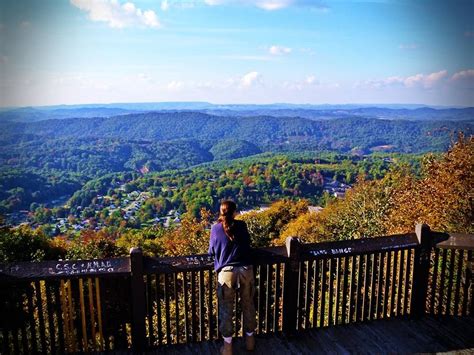 East River Mountain Overlook,Bluefield WV | Bluefield west virginia, Scenic pictures, Country ...