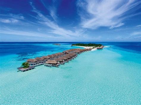 Which is the most beautiful island of Maldives? Best hotels, resorts ...