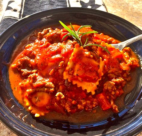 Quick One-Pot Ravioli With Meat Sauce