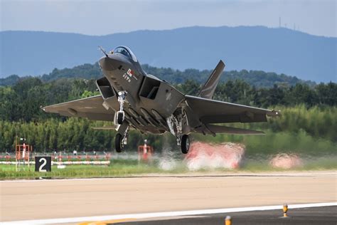 South Korea’s KF-21 Boramae Makes First Flight - Fighter Jets World