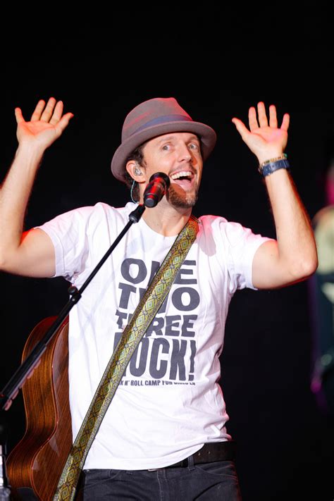 Jason Mraz Marries Christina Carano | Access Online