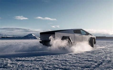 Tesla Cybertruck seen drifting in the snow