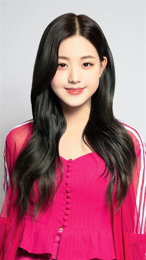 IZ*ONE Wonyoung Superstar Complete Card Collection | kpopping