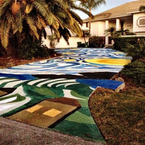 Park Places: 10 Creatively Paved, Painted & Personalized Driveways ...