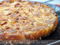 Gâteau caramélisé aux pommes • La Cuisine de Niya