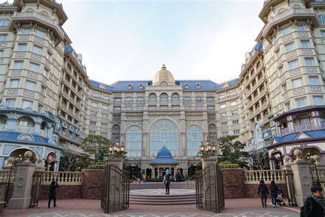 Tokyo Disneyland Hotel - Our PB&J Adventure Book