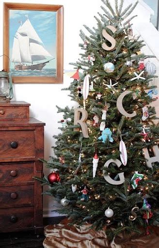 25 Coastal Christmas Holiday Trees Inspired by the Sea - Coastal Decor ...