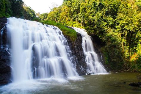 Abbey Falls In Madikeri, Hebbettageri For Trekking | So Coorg