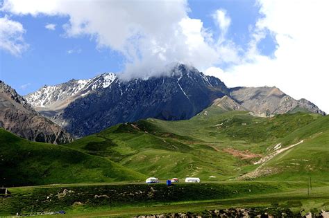 Qilian Mountain Grassland in Qilian County, Haibei - China Travel ...