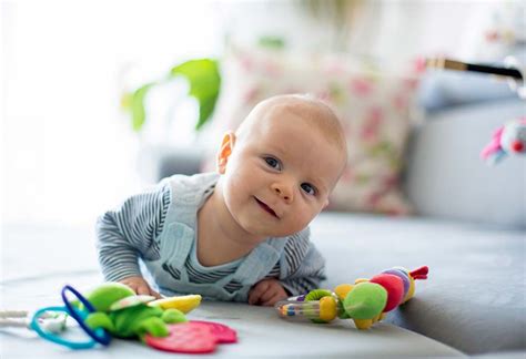 Reasons Why Rattles Are The Best Toys For Babies! - Firstcry Intelli ...