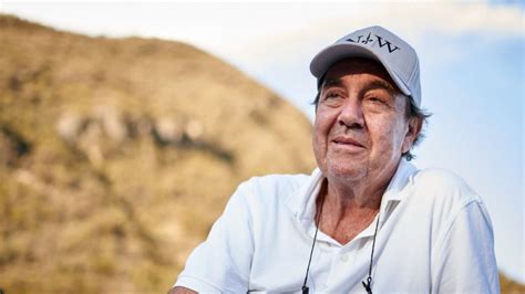 Nando Parrado, el sobreviviente del milagro de los Andes que ideó un vino para homenajear a su padre