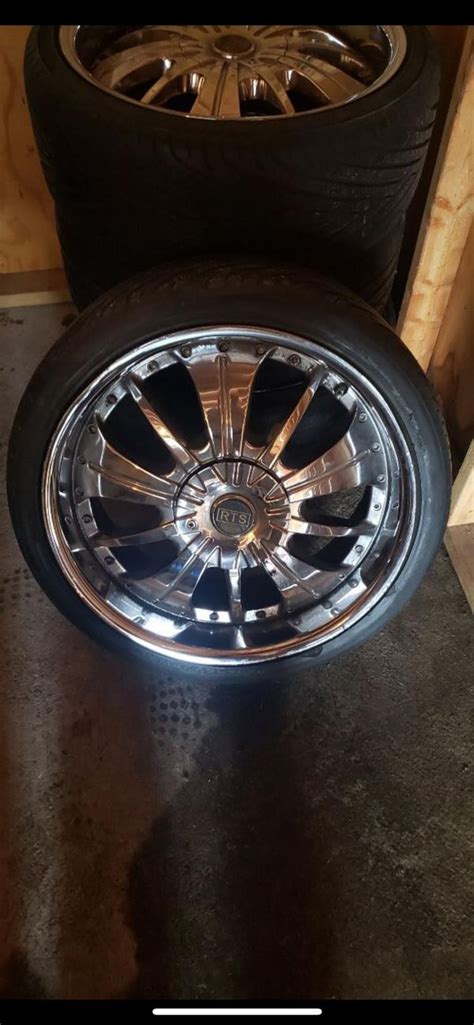 20 inch rims low profile tires for Sale in Chicago, IL - OfferUp