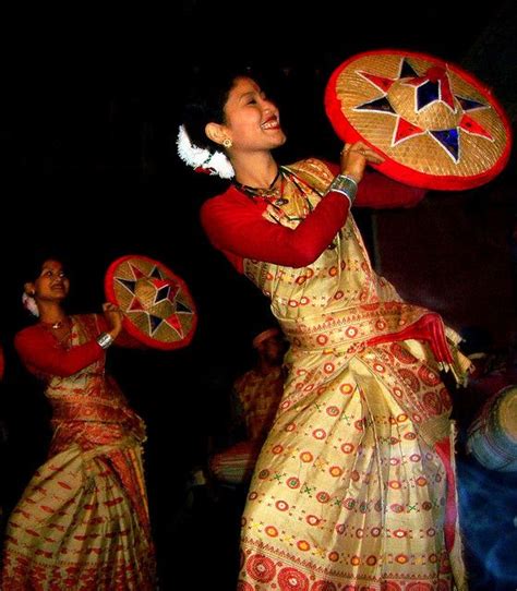 Bihu Dance Of Assam (India) | Indian dance, Dance of india, Indian ...