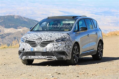 Renault Espace Facelift Shows New Features, Probably Testing 2L Hybrid Engine - autoevolution