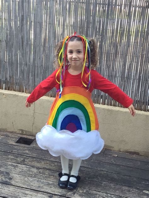 Homemade rainbow costume | Carnevale, Bambini che ballano, Vestiti