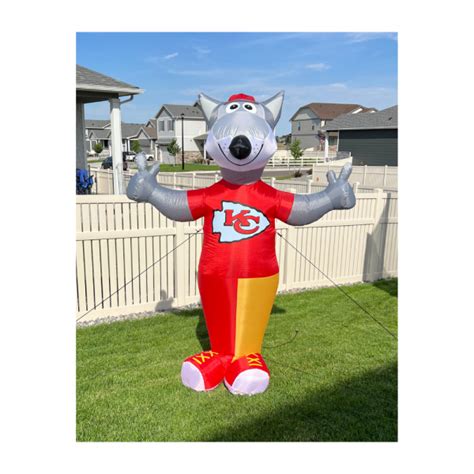 Kansas City Chiefs Mascot “K.C. Wolf” – Yardables USA