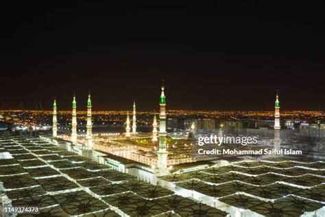 Makkah Night Photos and Premium High Res Pictures - Getty Images