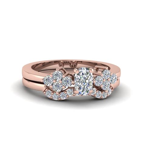 Cushion Cut Cluster Diamond Bridal Set For Women In 14K Rose Gold | Fascinating Diamonds