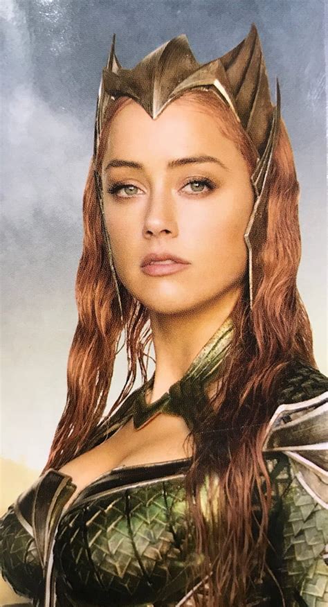 Justice League: Amber Heard è Mera nella nuova immagine promozionale