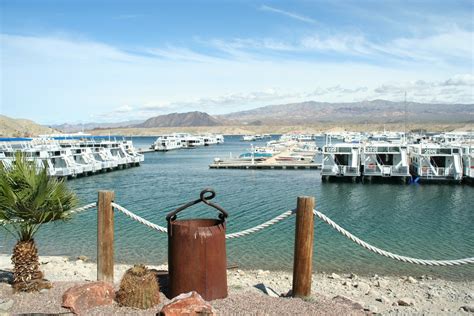 Cottonwood Cove Boat Rentals | Marina and Watercraft Resort