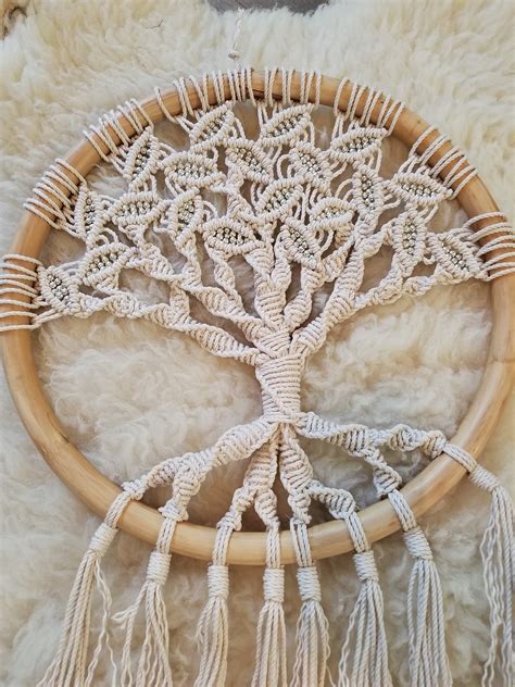 Tree of Life Macrame Wall Hanging in 2020 | Macrame patterns, Macrame art, Macrame diy