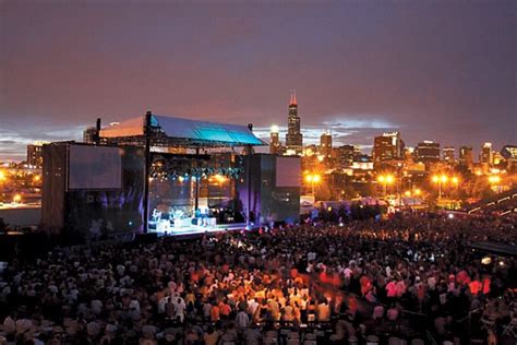 Wrigley field concert view | Chicago music venues, Chicago summer, Choose chicago