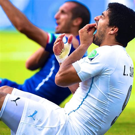 Luis Suarez Issues Apology to Giorgio Chiellini for Bite During 2014 ...