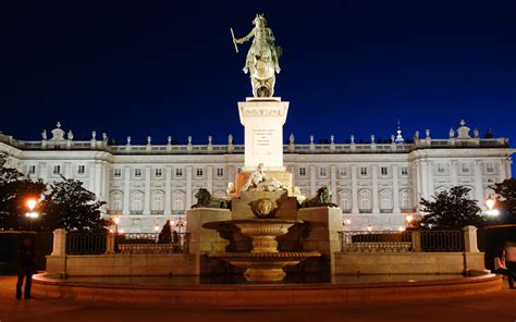 Royal Palace of Madrid - Spain Wallpaper (33604358) - Fanpop