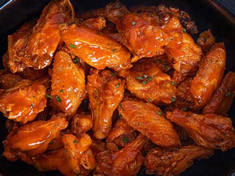 Slow Cooker Buffalo Wings Recipe (Crock Pot) - Dinner, then Dessert | Slow cooker chicken wings ...