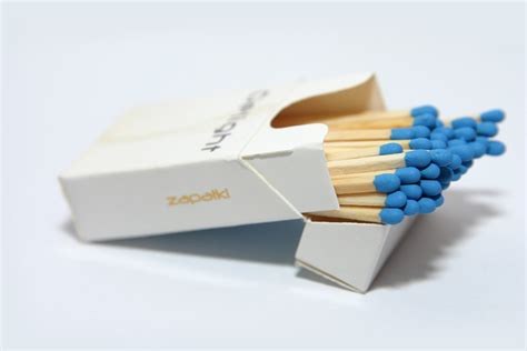 Box of matches 1 Free Photo Download | FreeImages