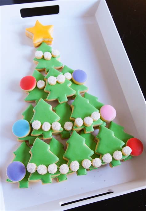 Christmas Tree Cookie Platter | Bake at 350°