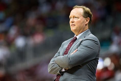 Bucks Head Coach Mike Budenholzer Criticizes Drake For Sideline Antics ...