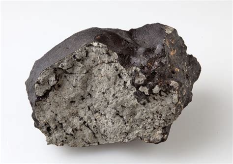 Black Glass in New Martian Meteorite (Photos) | Space