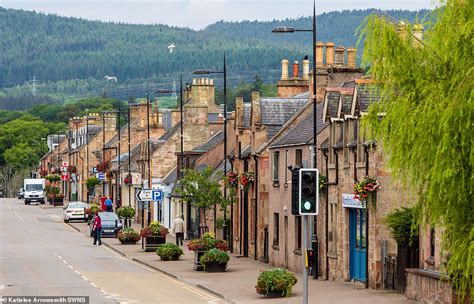 Treorchy in Wales is crowned Britain's Best High Street | Daily Mail Online